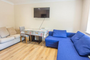 Evergreen Apartments, Flat 3, London